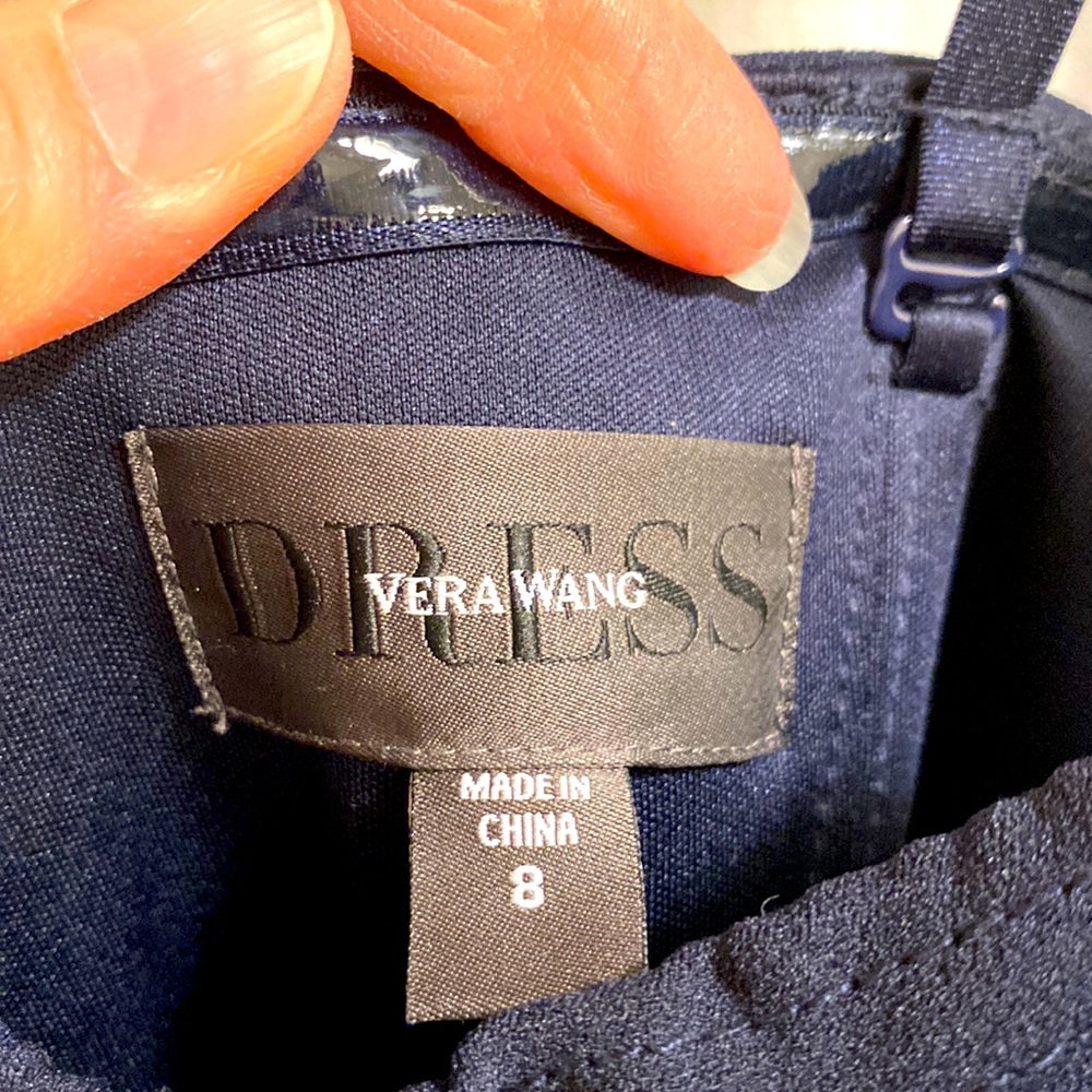 EUC VERA WANG SIZE 8 NAVY LONG DRESS WITH SPAGHETTI STRAPS-dress for wedding…